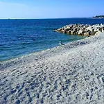 Blue - By Interhome Apartamento Valbandon