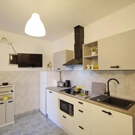 Blue - By Interhome Apartamento Valbandon
