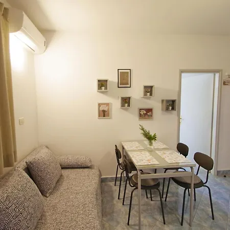 Blue - By Interhome Apartamento Valbandon